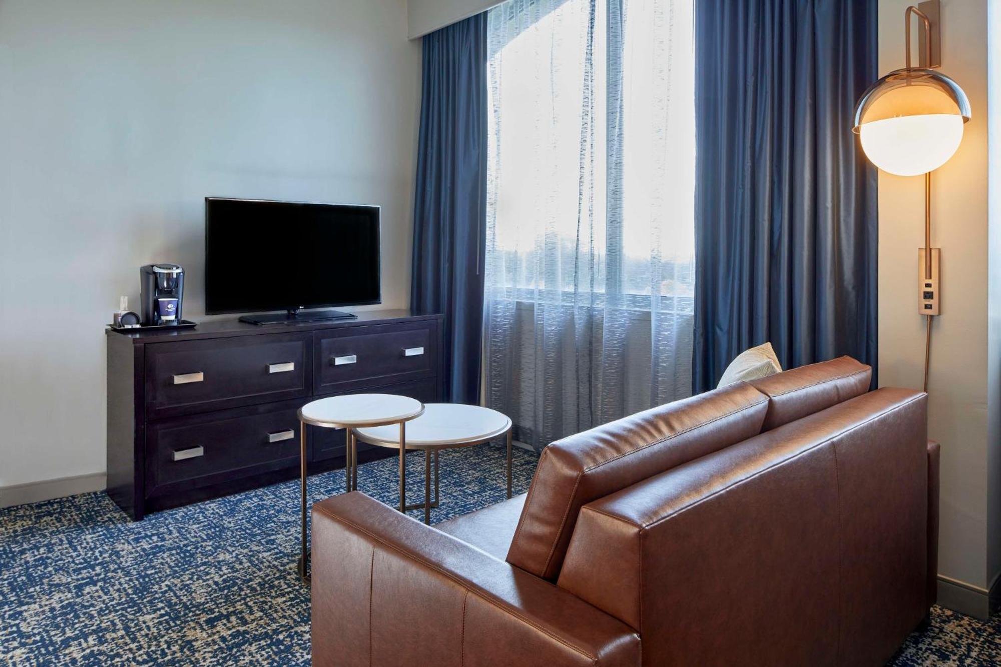 Doubletree By Hilton Atlanta/Roswell - Alpharetta Area Hotel Esterno foto